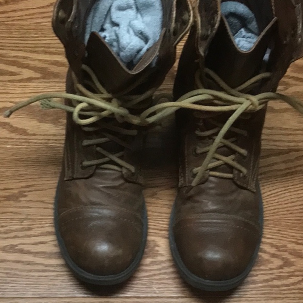 Ladies brown boots